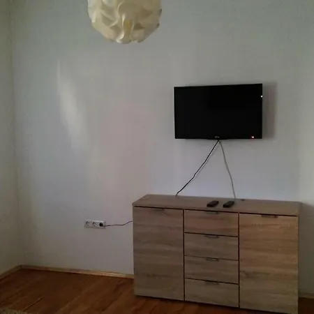 شقة Apartman Delux *
